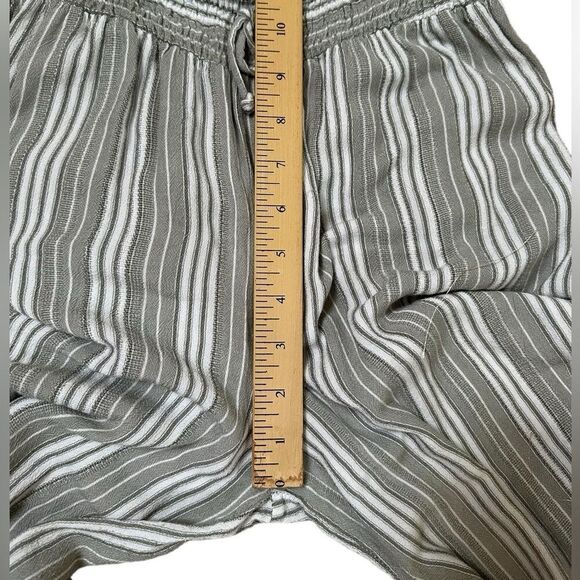 🌿 Salty Lemon Linen Two-Piece Set - Size M 🍋 - Picture 7 of 12